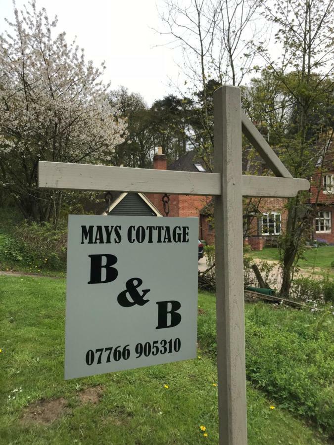 Mays Cottage Bed&Breakfast Petersfield Exteriör bild